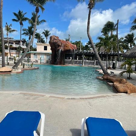 Coconut Cove Resort & Marina อิสลามอราดา ภายนอก รูปภาพ