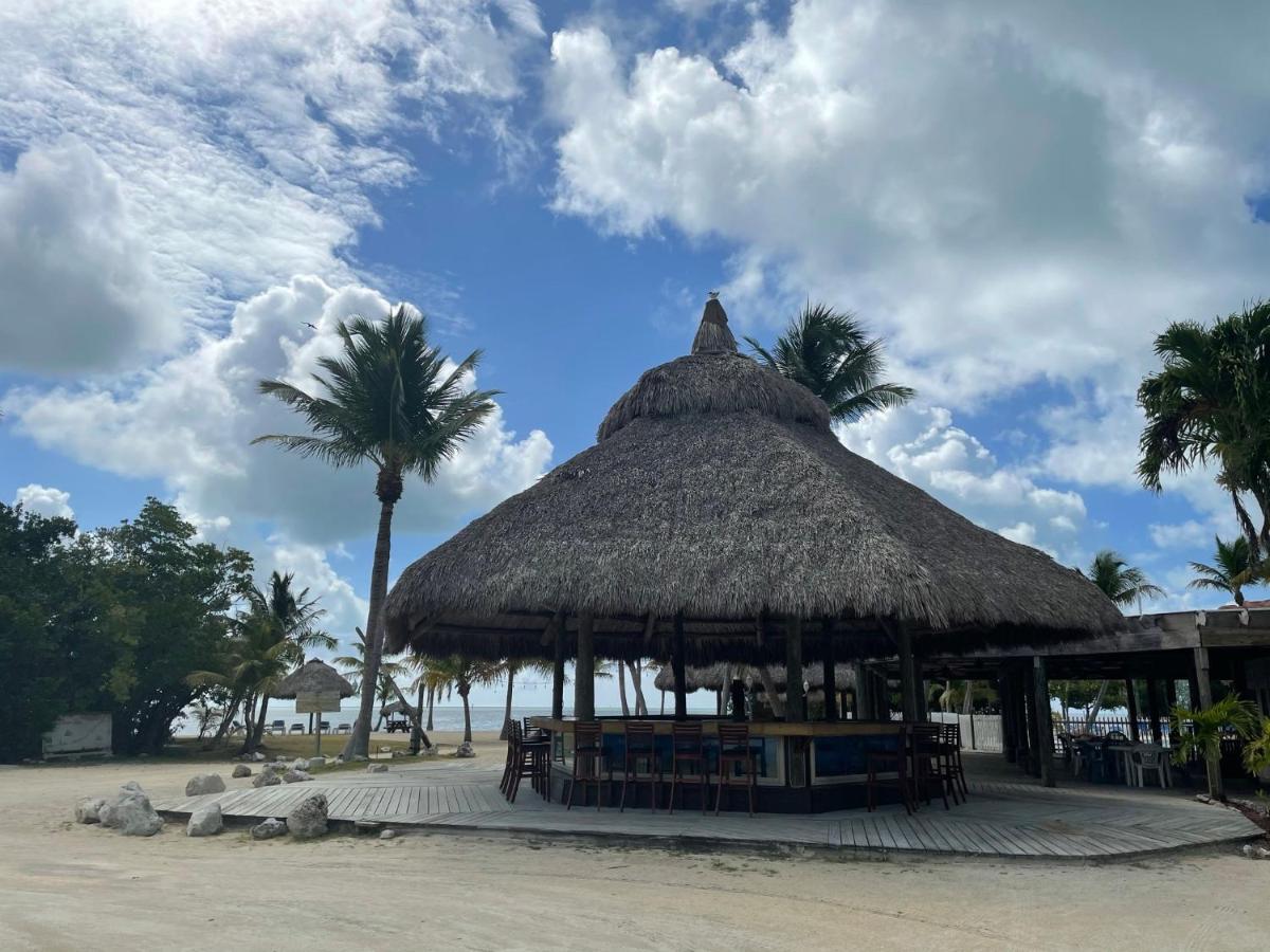 Coconut Cove Resort & Marina อิสลามอราดา ภายนอก รูปภาพ