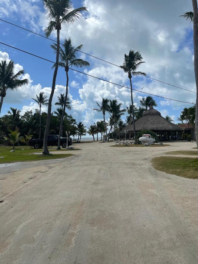 Coconut Cove Resort & Marina อิสลามอราดา ภายนอก รูปภาพ